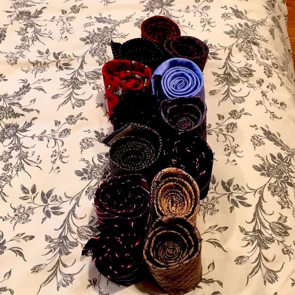 Baker’s Dozen Men’s Ties! - Picture 1 of 6